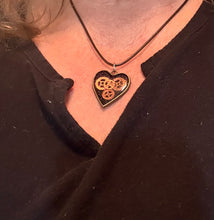 Load image into Gallery viewer, Heart pendant
